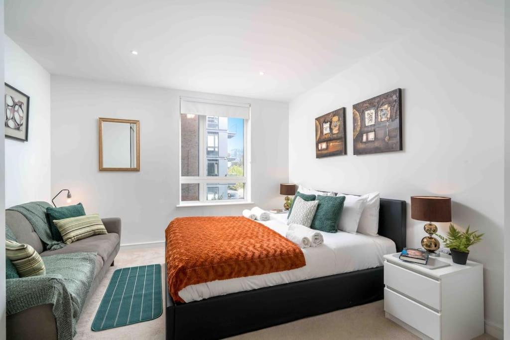 Luxury Kew Bridge Balcony Free Parking Appartamento