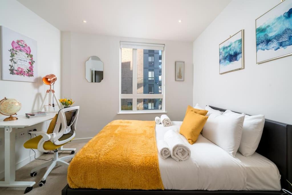 Luxury Kew Bridge Balcony Free Parking *