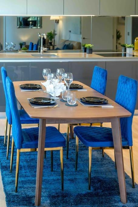 Luxury Kew Bridge Balcony Free Parking Appartamento Londra