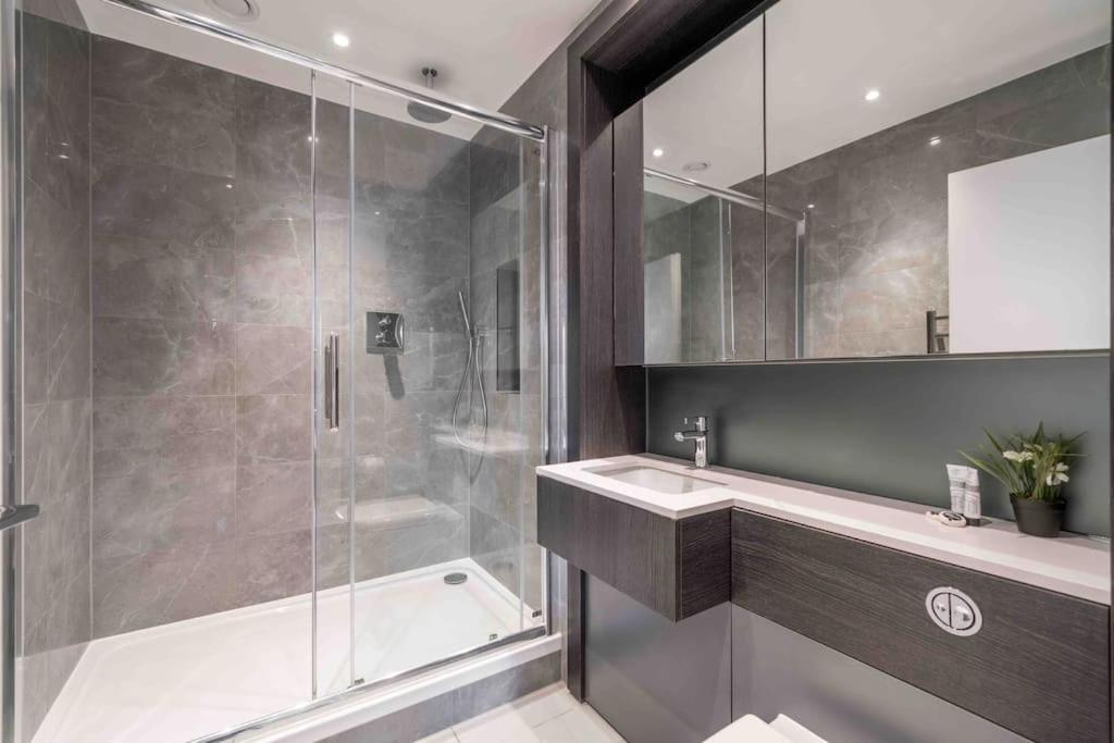 Appartamento Luxury Kew Bridge Balcony Free Parking