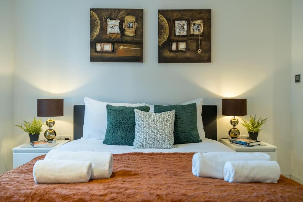 Luxury Kew Bridge Balcony Free Parking Appartamento Londra