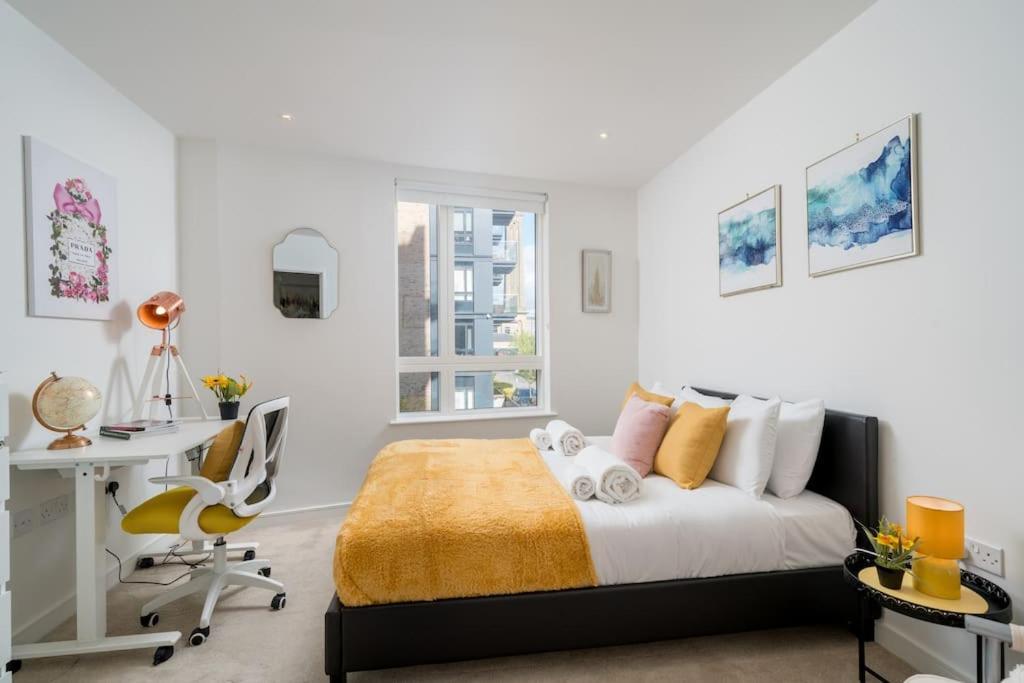 Luxury Kew Bridge Balcony Free Parking *